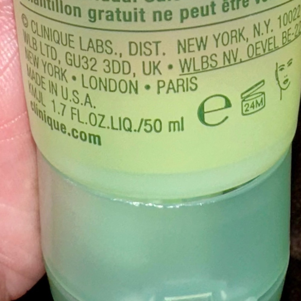 Clinique Liquid Facial Soap 1.7 oz bottle - Picture 4 of 4